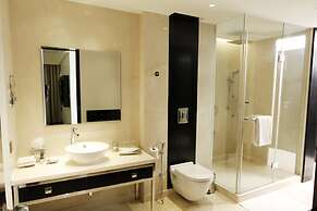 Crowne Plaza Pune City Centre by IHG