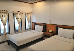 Sairee Hut Resort Koh Tao