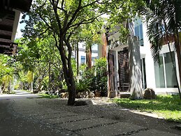 Sairee Hut Resort Koh Tao