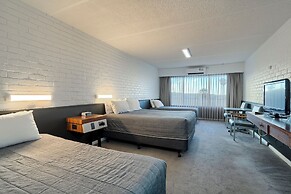 Dog Rock Motel