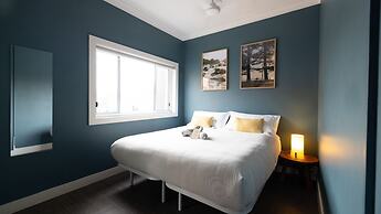 Stoke Beach House - Hostel