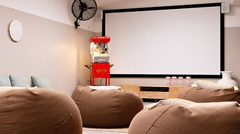 Stoke Beach House - Hostel