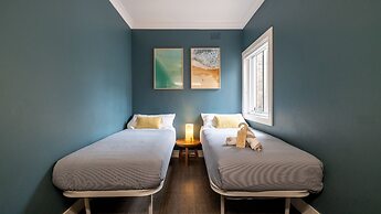 Stoke Beach House - Hostel