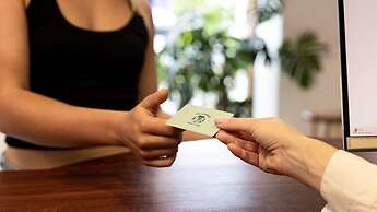 Stoke Beach House - Hostel