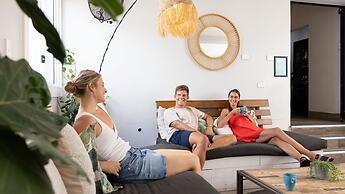 Stoke Beach House - Hostel