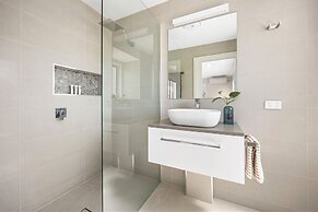 Noosa Outrigger Beach Resort