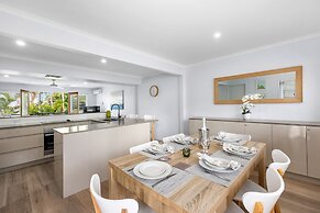 Noosa Outrigger Beach Resort