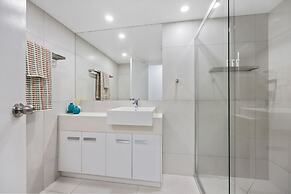 Noosa Outrigger Beach Resort