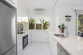 Noosa Outrigger Beach Resort