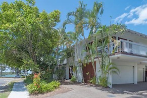 Noosa Outrigger Beach Resort