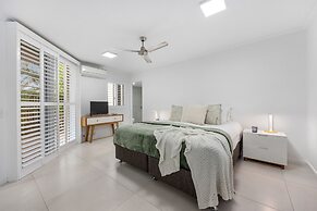 Noosa Outrigger Beach Resort