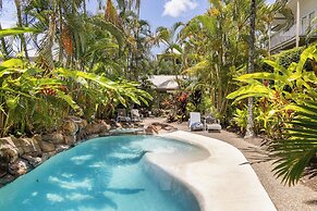 Noosa Outrigger Beach Resort