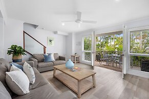 Noosa Outrigger Beach Resort
