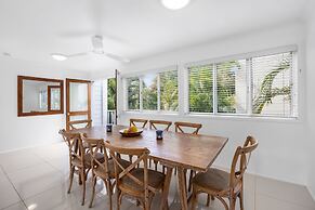 Noosa Outrigger Beach Resort