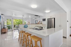 Noosa Outrigger Beach Resort