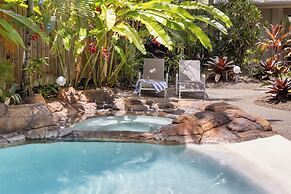 Noosa Outrigger Beach Resort