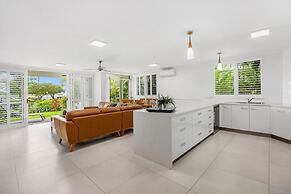 Noosa Outrigger Beach Resort