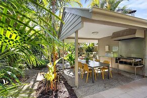 Noosa Outrigger Beach Resort