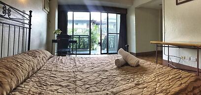 MC Mountain Home Apartelle