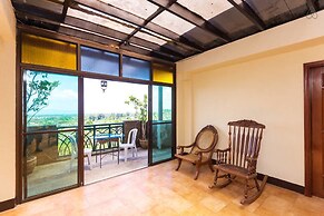 MC Mountain Home Apartelle