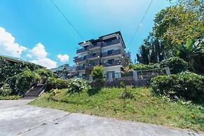 MC Mountain Home Apartelle