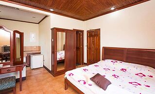 MC Mountain Home Apartelle