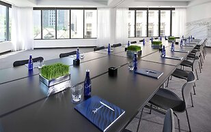 Radisson Blu Aqua Hotel Chicago