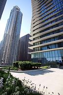 Radisson Blu Aqua Hotel Chicago