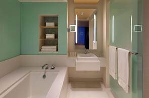 Radisson Blu Aqua Hotel Chicago