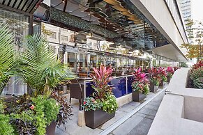 Radisson Blu Aqua Hotel Chicago