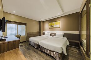 Sunflower Luxury Hotel