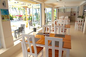 Aquarius on the Beach