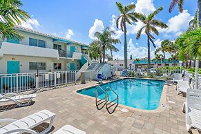 Hollywood Beachside Boutique Suites