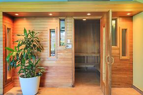 Days Inn by Wyndham Levis