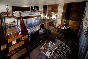 Backstage Boutique Hotel