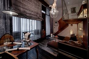 Backstage Boutique Hotel