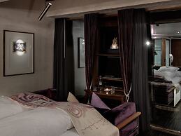 Backstage Boutique Hotel