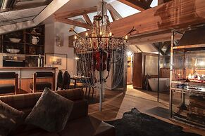 Backstage Boutique Hotel