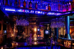 Backstage Boutique Hotel