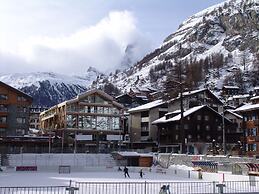 Backstage Boutique Hotel