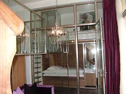 Backstage Boutique Hotel