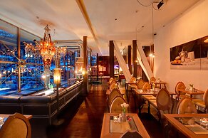 Backstage Boutique Hotel