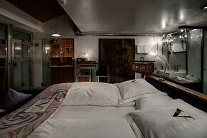 Backstage Boutique Hotel