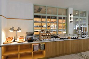 Anantasila Beach Resort Hua Hin