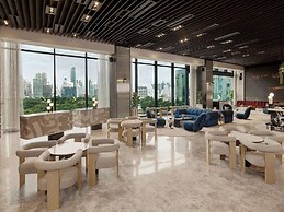 SO/ Bangkok