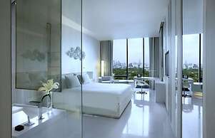 SO/ Bangkok