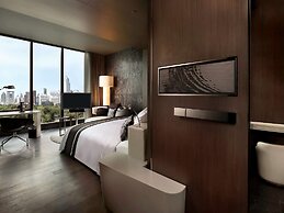 SO/ Bangkok