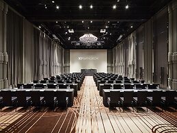 SO/ Bangkok