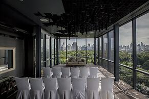 SO/ Bangkok