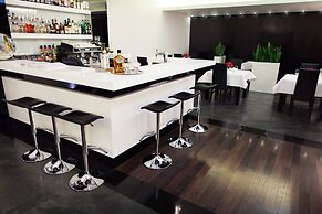 Queen Boutique Hotel